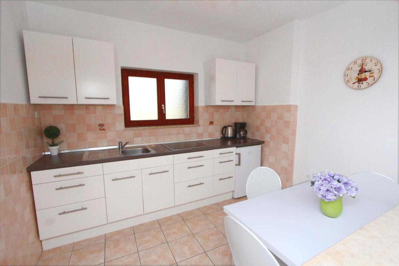 Apartments Mirela Rovinj Luaran gambar
