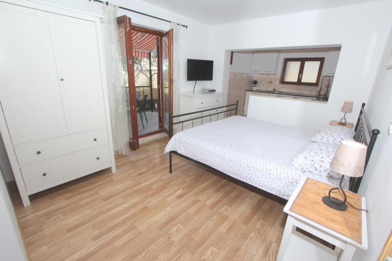 Apartments Mirela Rovinj Luaran gambar