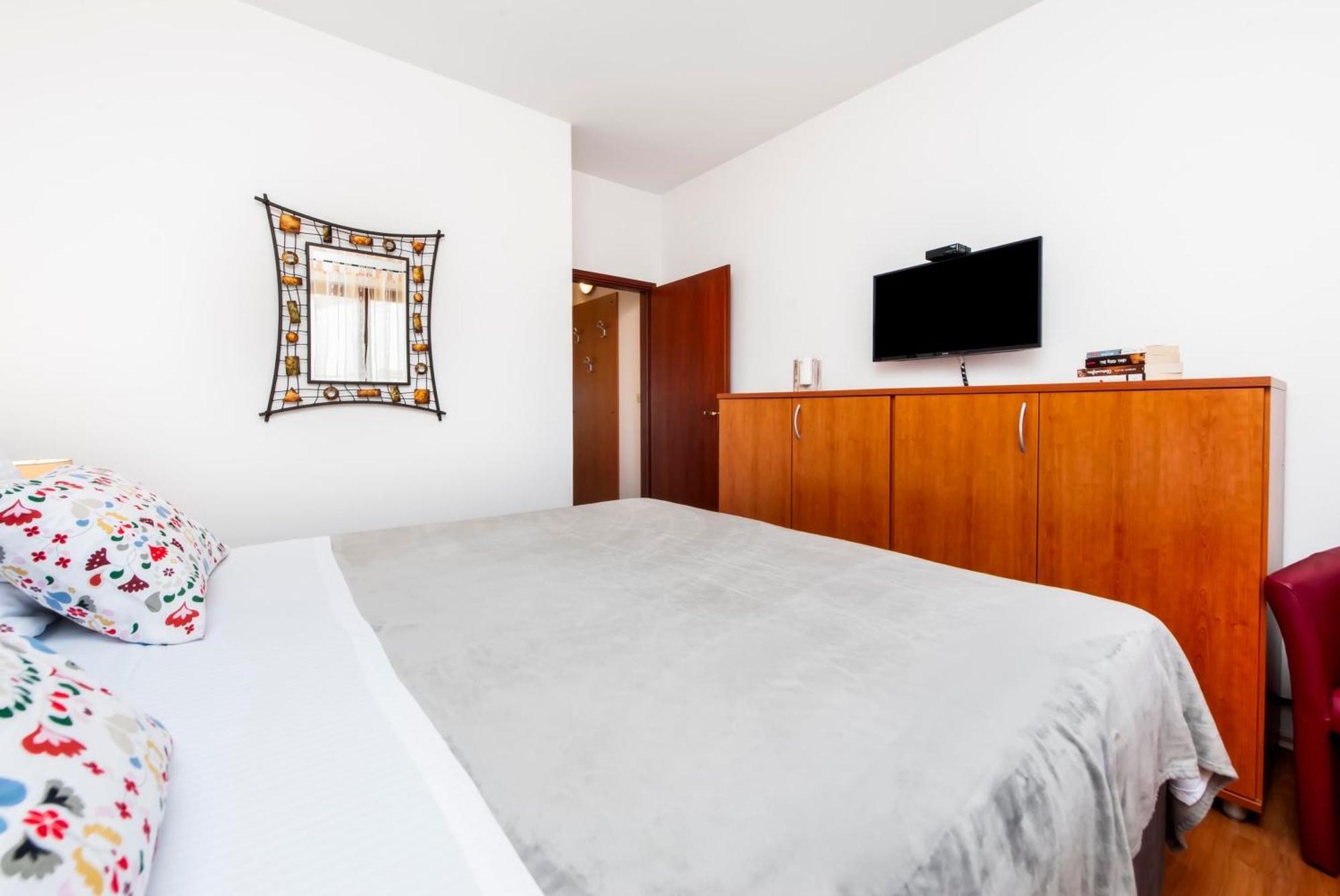 Apartments Mirela Rovinj Luaran gambar