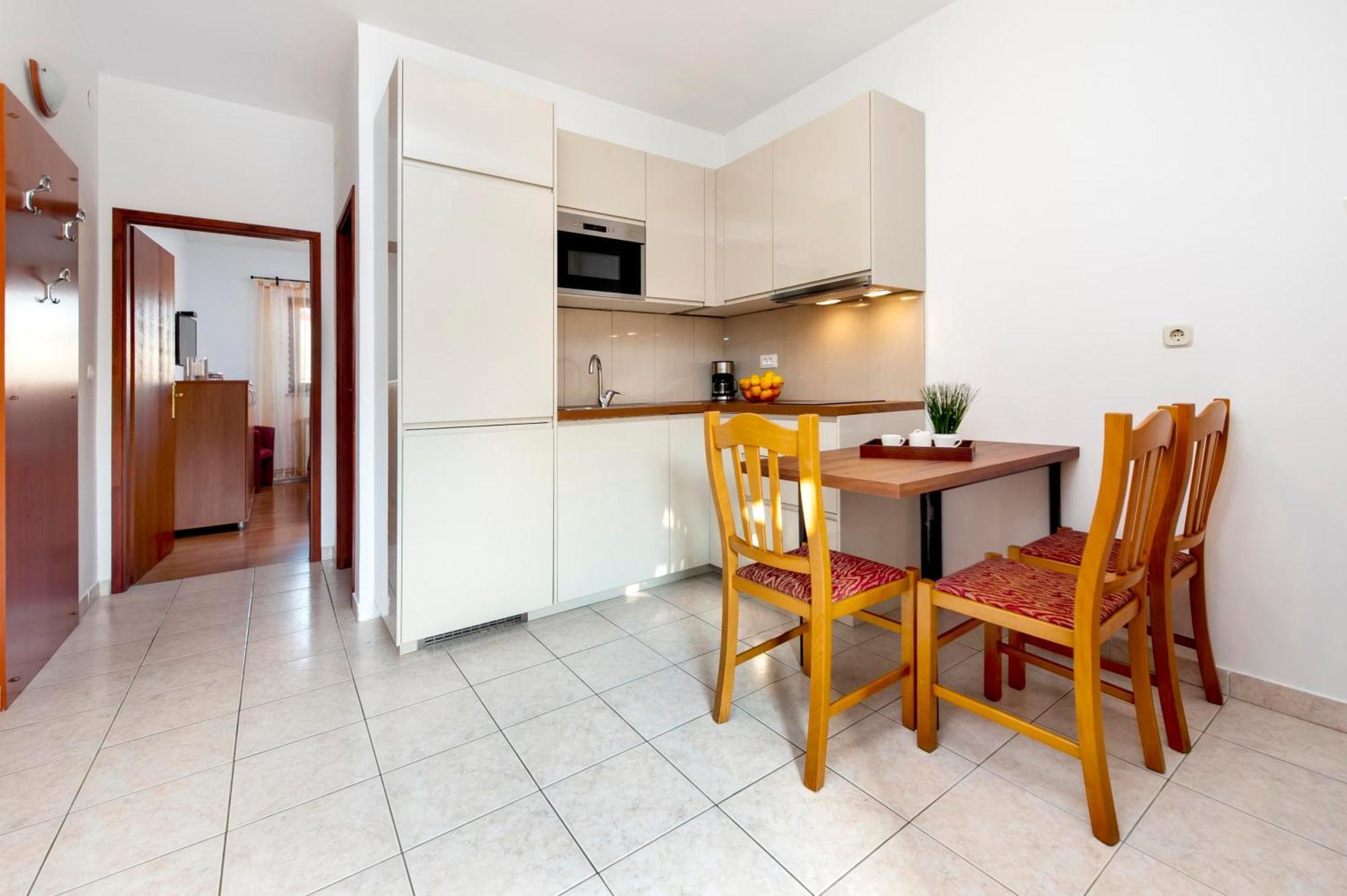Apartments Mirela Rovinj Luaran gambar
